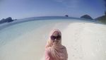 Keindahan Pantai di Raja Ampat, Bukan Fatamorgana!