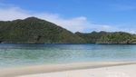 Keindahan Pantai di Raja Ampat, Bukan Fatamorgana!