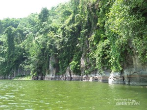 Keindahan Ranu Agung, Tak Kalah Dengan Ranu Kumbolo