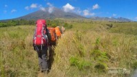 Padang sabana jalur via sembalun sebelum gempa