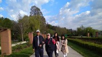 Bersama Pak Dubes Diar Nurbintoro dan Bunda Dina