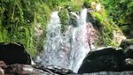 Keindahan Tersembunyi Air Terjun Batu Merah
