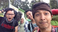 gerbang jalur pendakian gunung merbabu jalur selo, boyolali