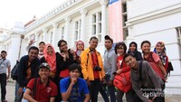 Para dTraveler di depan Museum Bank Indonesia