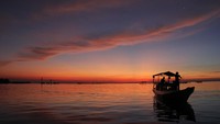 Senja di Dermaga Karimunjawa