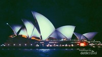 Mau pagi, siang, malam, Sydney Opera House tetap terlihat cantik dilihat dari sudut manapun.