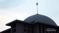 Kubah utama masjid