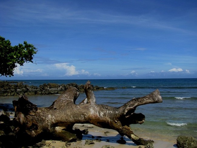 Kemeriahan Tanjung Lesung