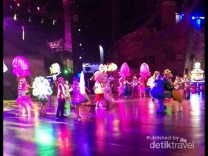Kemilau Parade Cahaya di Trans Studio Bandung