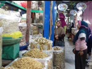 Kenjeran Surga untuk Pecinta Ikan Asin