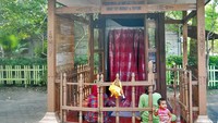 Tempat penyimpanan Batu Bobot (yatmoe.blogdetik.com)