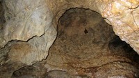 Gua Emas dan stalagtitnya yang indah