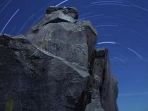 Keren! Galaksi Bima Sakti Terlihat dari Puncak Gunung Lawu
