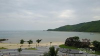 Pantai dilihat dari ketinggian