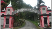 Pintu Masuk Taman Wisata Iman Sitinjo