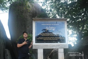 Keseruan Laskar Gerhana di Pantai Tanjung Tinggi, Belitung