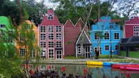 Suasana miniatur Eropa di de Voyage