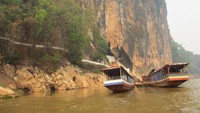 Pak Ou Cave dilihat dari luar