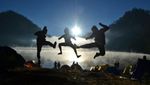 Ketinggalan Kereta Karena Terhipnosis Ranu Kumbolo