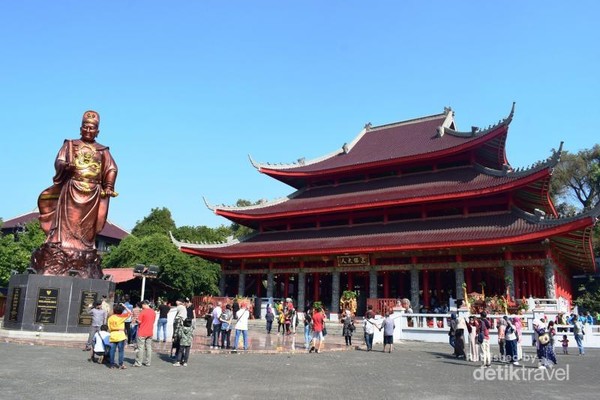 Patung Laksama Cheng Ho