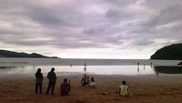 Lanskap pantai Teleng Ria