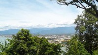Panorama dari atas bukit