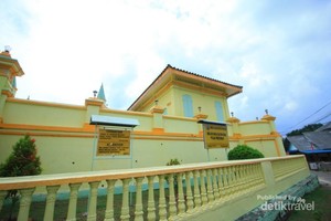 Kisah Masjid dari Putih Telur di Kepulauan Riau