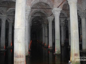 Kisah Patung Medusa di Kolong Kota Istanbul