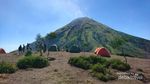 Kisah Pendakian Gunung Kembang, Adiknya Gunung Sindoro
