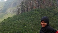 Panorama dari tangga menuju puncak Gajah Mungkur