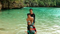 Gradasi cantik di Pantai Pulau Sempu