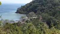 Pemandangan cantik dari atas bukit