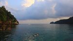 Kisah Romantis dari Aceh, Sunrise di Pantai Iboih