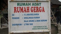 Pamplet Rumah Adat Karo