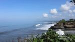 Kisah Tanah Lot, Batu Karang Sakti di Tengah Lautan