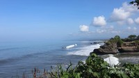 Hamparan batu karang di Tanah Lot