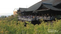inilah gedung utama Kiyomizu-dera