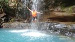 Kolam Alami Curug Cantik di Bogor yang Berwarna Toska