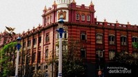 Royal Insurance Building yang Colorful