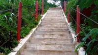Tangga menuju puncak Widosari