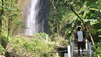 Konon inilah air terjun tertinggi di Yogyakarta.