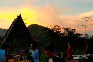 Kopi Ampirono, Tempat Ngopi di Tengah Keindahan Alam