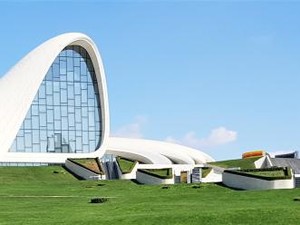 Kota Baku yang Sunyi & Sepi, Namun Berkesan di Hati