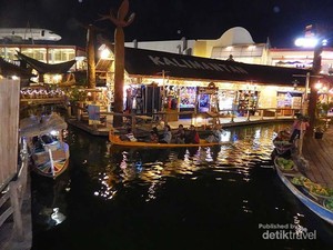 Kota Batu Punya Pasar Apung Seindah Ini