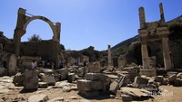 Temple of Domitian, Ephesus