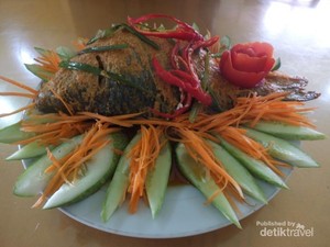 Kuliner Unik dari Sumbar, Pangek Ikan Hamil