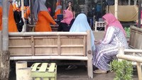 Suasana Pasar Inis