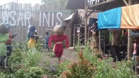 Suasana Pasar Inis