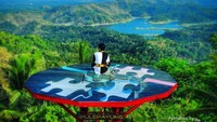 Kalibiru yang langsung menghadap Waduk Sermo