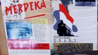 Kliping koran yang menceritakan situasi saat itu.